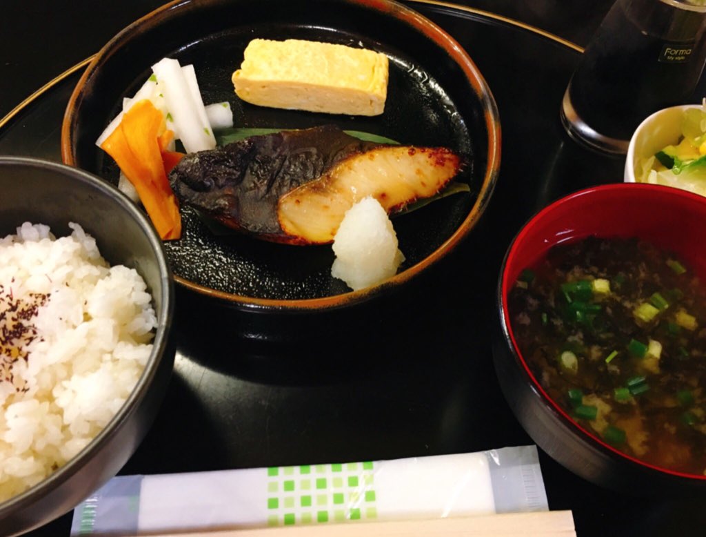 銀鱈の照り焼き